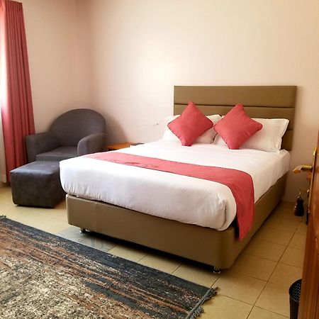 Hotel Mataman Gardens Naivasha Habitación foto